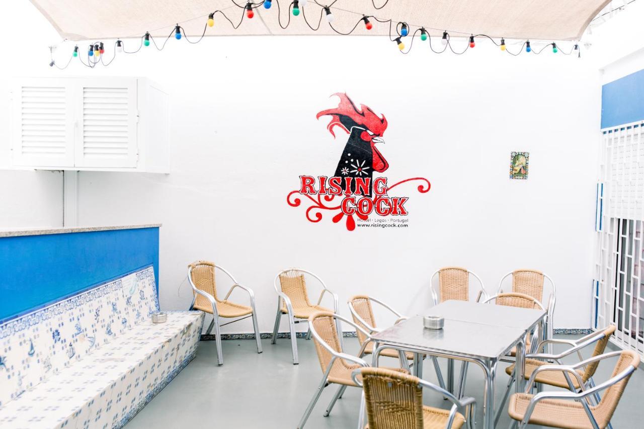 לאגוּ‏ש Rising Cock Party Hostel מראה חיצוני תמונה